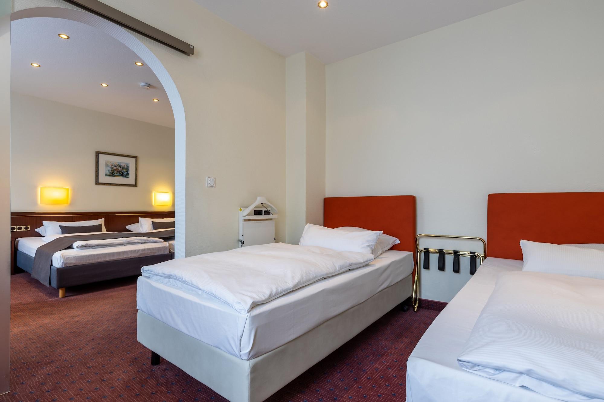 Trip Inn Hotel Esplanade, Duesseldorf Екстериор снимка