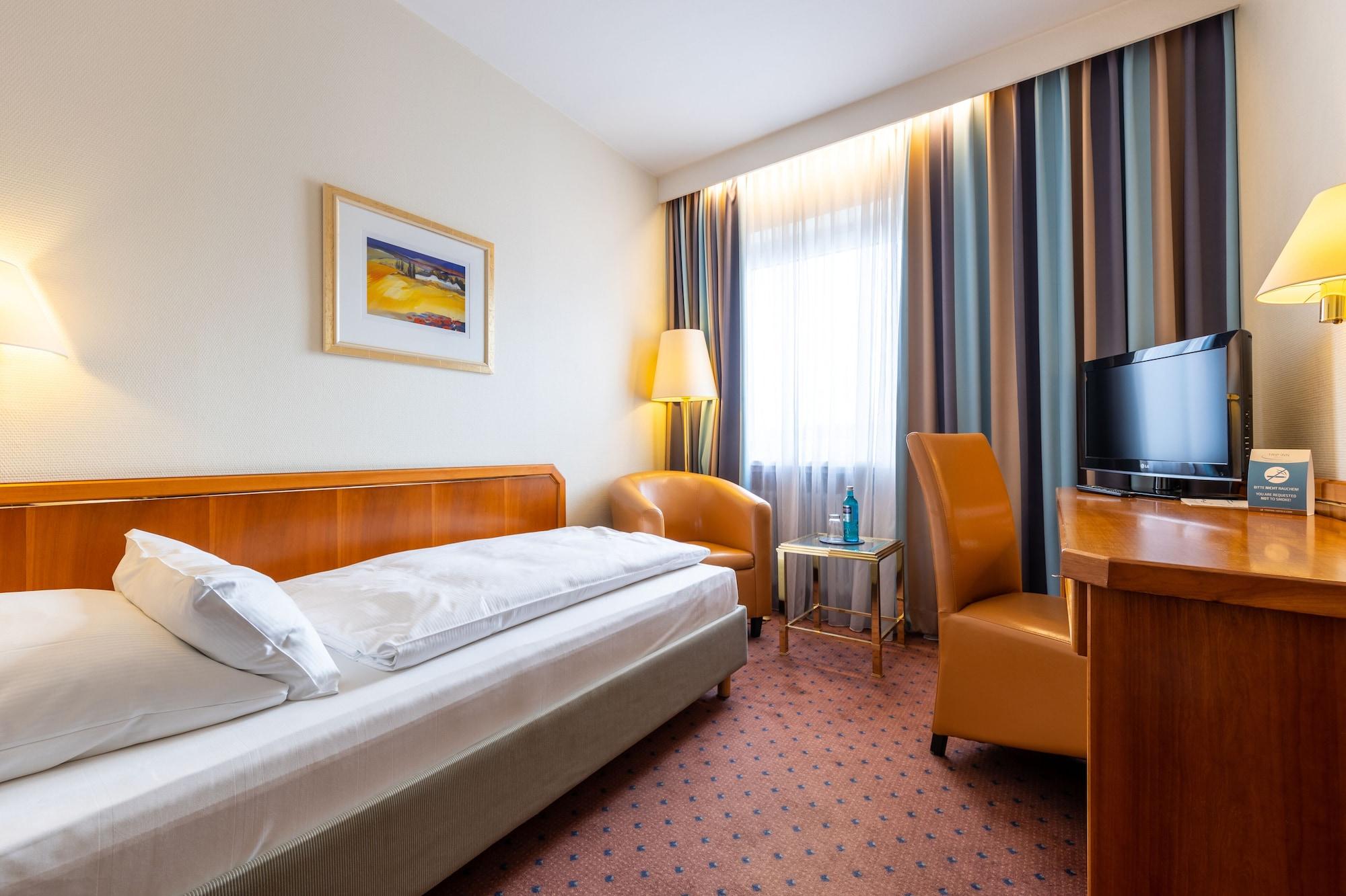 Trip Inn Hotel Esplanade, Duesseldorf Екстериор снимка