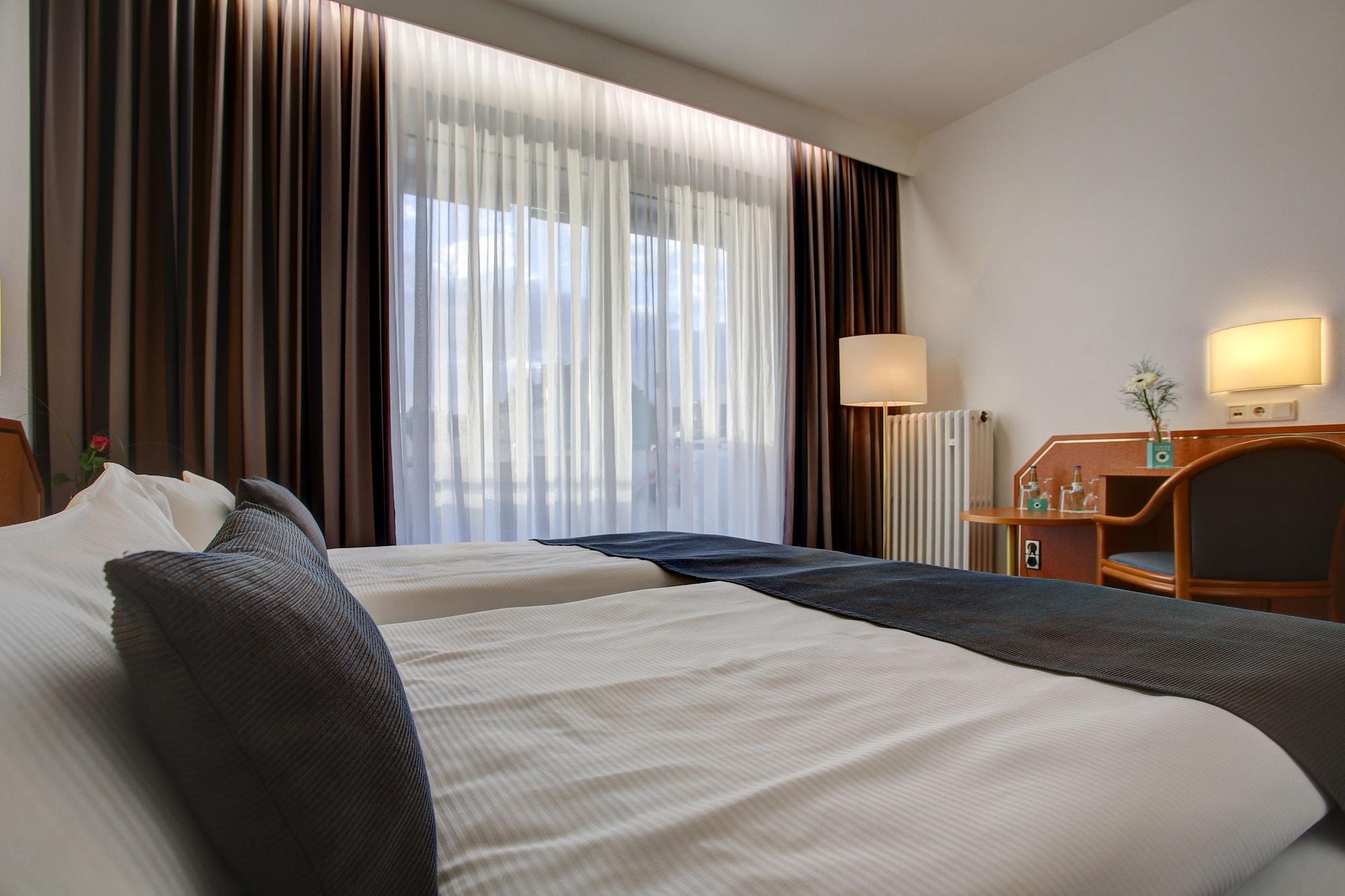 Trip Inn Hotel Esplanade, Duesseldorf Екстериор снимка