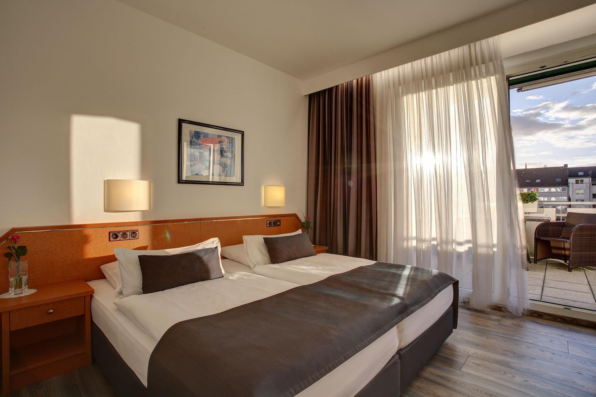 Trip Inn Hotel Esplanade, Duesseldorf Екстериор снимка